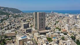 מגדל הארמון חיפה